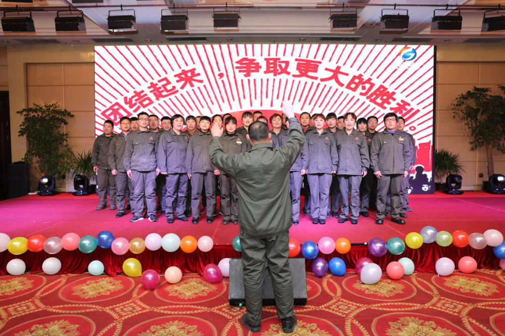 圖5 大合唱《團結就是力量》